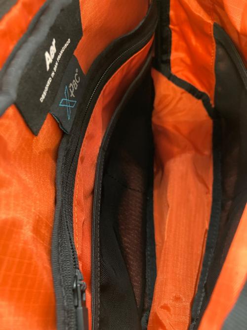 AER（エアー）AER (エアー) Day Sling 3 Max X-Pac ブラック サイズ:実寸サイズをご参照下さい。の古着・服飾アイテム