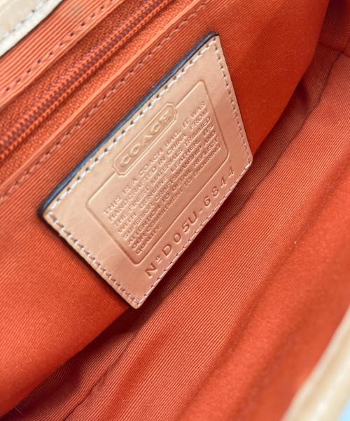 COACH（コーチ）COACH (コーチ) ショルダーバッグ ベージュ サイズ:実寸サイズを参照くださいの古着・服飾アイテム