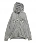 X-LARGEエクストララージ）の古着「PERFORATED LEATHER LOGO ZIP UP HOODED SWEATSHIRT/ジップパーカー」｜グレー