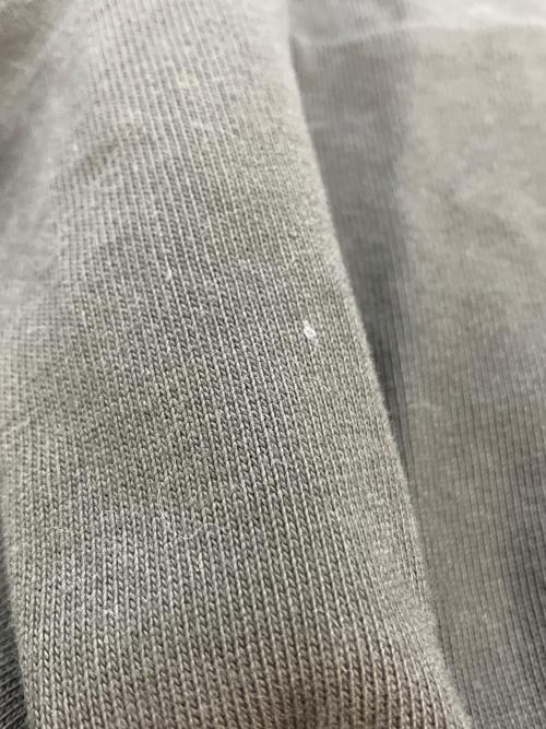 FOG ESSENTIALS（フィアオブゴッド エッセンシャル）FOG ESSENTIALS (フィアオブゴッド エッセンシャル) フットボールTシャツ ダークグレー サイズ:SIZE Sの古着・服飾アイテム
