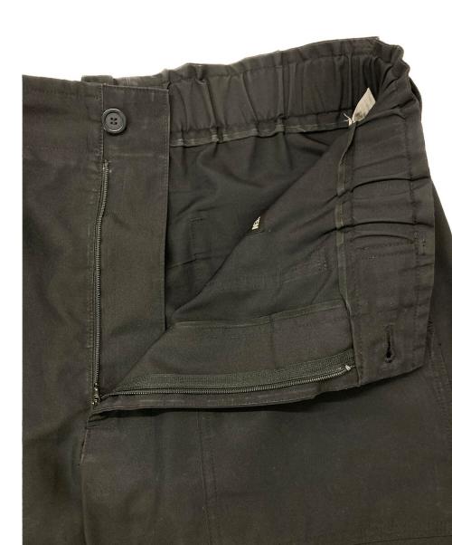 ISSEY MIYAKE MEN（イッセイミヤケメン）ISSEY MIYAKE MEN (イッセイミヤケメン) ベルテッドベイカーパンツ ブラック サイズ:3の古着・服飾アイテム