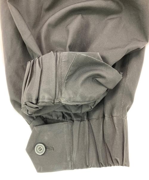 ISSEY MIYAKE MEN（イッセイミヤケメン）ISSEY MIYAKE MEN (イッセイミヤケメン) ベルテッドベイカーパンツ ブラック サイズ:3の古着・服飾アイテム