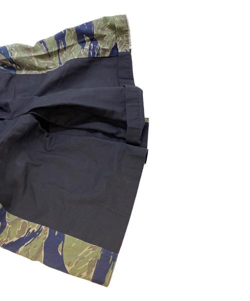 TOGA VIRILIS（トーガ ビリリース）TOGA VIRILIS (トーガ ビリリース) CAMOUFLAGE SHORT PANTS/カモフラージュショートパンツ ネイビー×カーキ サイズ:46の古着・服飾アイテム
