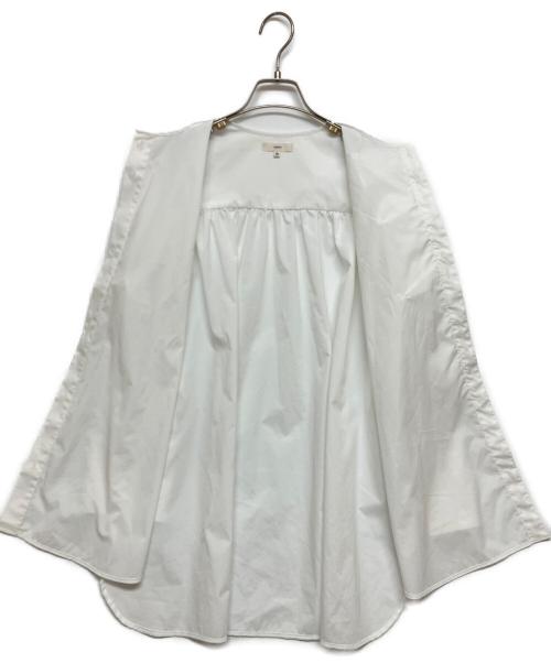 YORI（ヨリ）YORI (ヨリ) フリルブラウス ホワイト サイズ:SIZE 38の古着・服飾アイテム