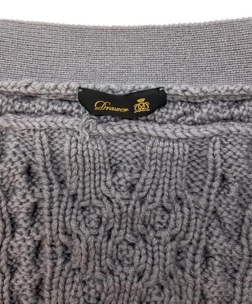 DRAWER（ドゥロワー）DRAWER (ドゥロワー) ウールカシミヤケーブルVネックカーディガン グレー サイズ:SIZE Freeの古着・服飾アイテム