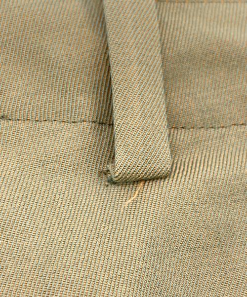 TOGA VIRILIS（トーガ ビリリース）TOGA VIRILIS (トーガ ビリリース) シャンブレーツイルパンツ TV02-FF303 カーキ サイズ:SIZE 48の古着・服飾アイテム