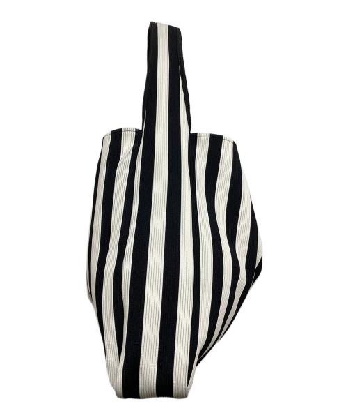 marimekko（マリメッコ）marimekko (マリメッコ) Knitted Bag Large Merirosvo ショルダーバッグ ブラック×ホワイト サイズ:実寸サイズ参照の古着・服飾アイテム