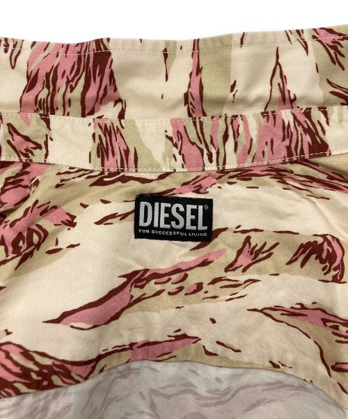 DIESEL（ディーゼル）DIESEL (ディーゼル) S-UMBE-SSL-HS ベージュ×ピンク サイズ:SIZE Sの古着・服飾アイテム