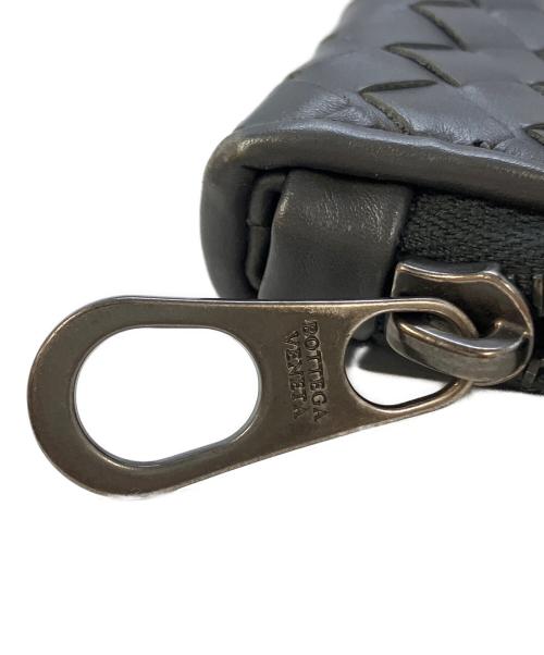 BOTTEGA VENETA（ボッテガベネタ）BOTTEGA VENETA (ボッテガベネタ) クラッチバッグ グレーの古着・服飾アイテム