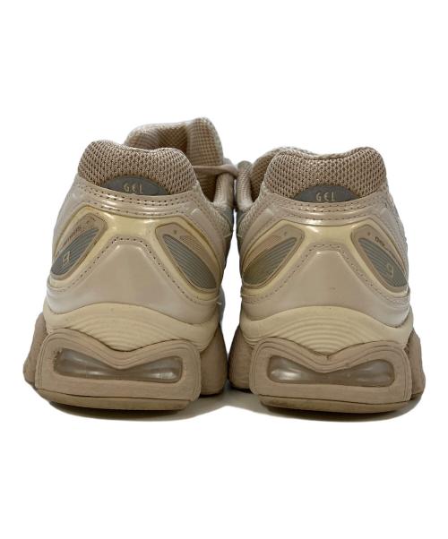 asics（アシックス）asics (アシックス) ローカットスニーカー ベージュ サイズ:SIZE24.0cmの古着・服飾アイテム