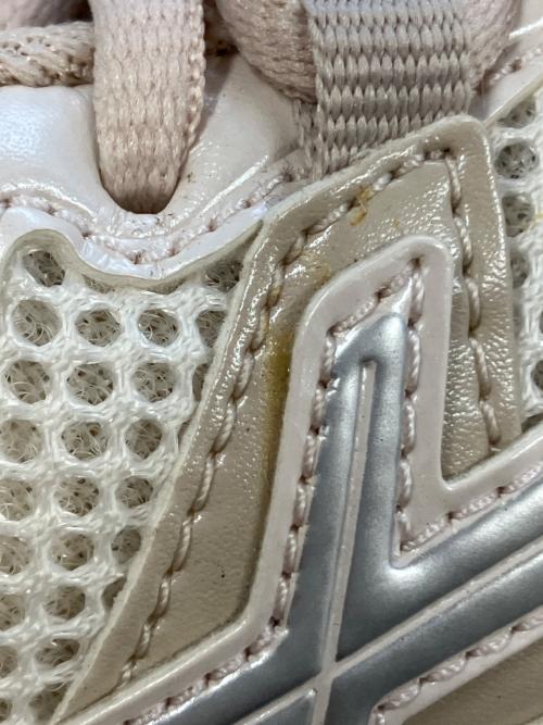 asics（アシックス）asics (アシックス) ローカットスニーカー ベージュ サイズ:SIZE24.0cmの古着・服飾アイテム