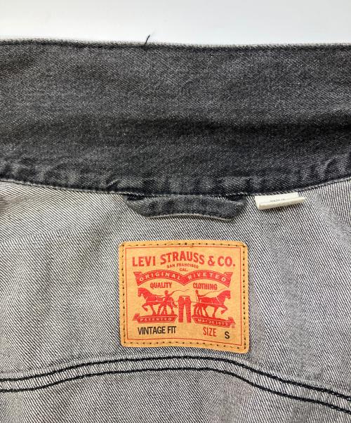 LEVI'S（リーバイス）LEVI'S (リーバイス) デニムジャケット ブラック サイズ:SIZE Sの古着・服飾アイテム