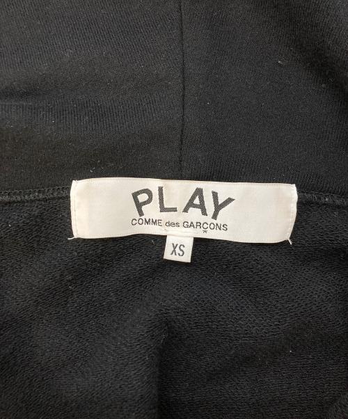 PLAY COMME des GARCONS（プレイコムデギャルソン）PLAY COMME des GARCONS (プレイコムデギャルソン) Zip-Up Hoodie With Layered Red Emblem Black ブラック サイズ:SIZE XSの古着・服飾アイテム