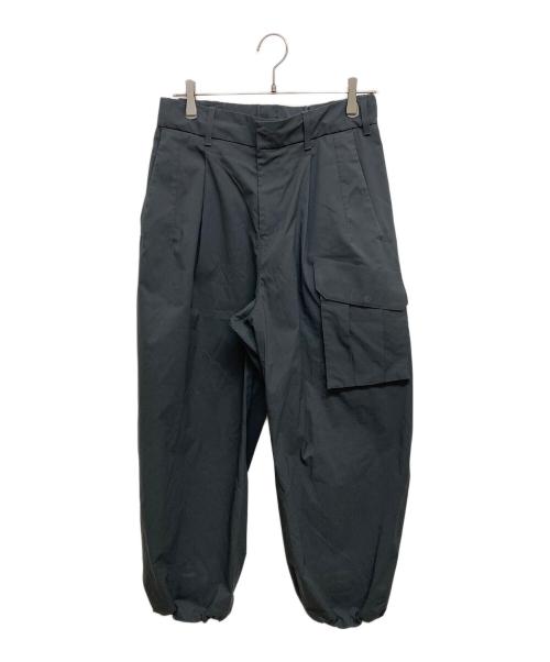 DESCENTE ALLTERRAIN（デザイント オルテライン）DESCENTE ALLTERRAIN (デザイント オルテライン) PRIMEFLEX(TM) WIDE CARGO PANTS/プライムフレックスワイドカーゴパンツ グレー サイズ:SIZE Mの古着・服飾アイテム