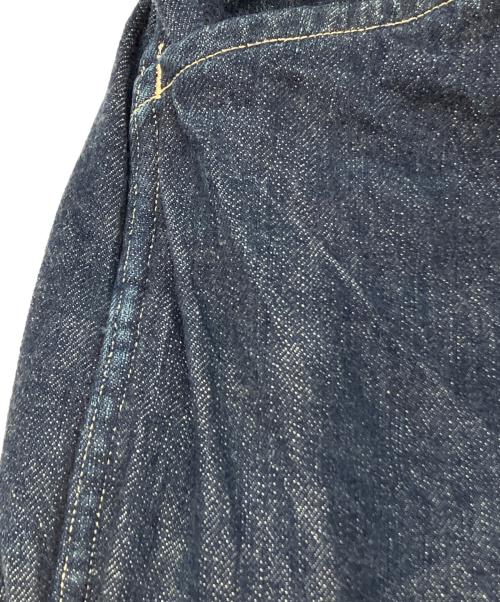 COMOLI（コモリ）COMOLI (コモリ) デニムベルテッドパンツ インディゴ サイズ:SIZE2の古着・服飾アイテム