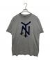 stussy（ステューシー）の古着「フロッキーNY TEE」｜グレー