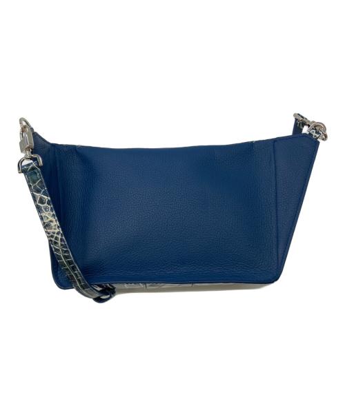 KWANPEN（クワンペン）KWANPEN (クワンペン) CROCODILE FANNY PACK ブルーパール サイズ:実寸サイズをご参照ください。の古着・服飾アイテム