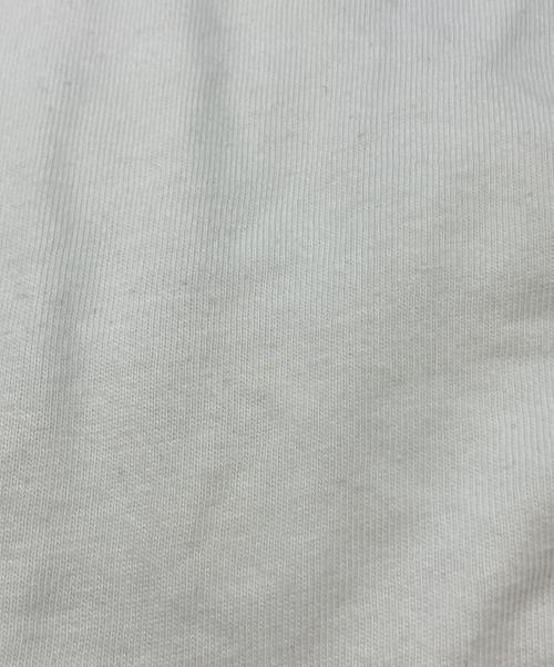 MONCLER（モンクレール）MONCLER (モンクレール) フロントロゴパッチ クルーネック半袖Tシャツ ホワイト サイズ:SIZE Mの古着・服飾アイテム