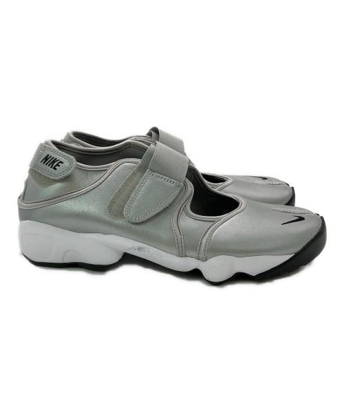 NIKE（ナイキ）NIKE (ナイキ) W`s Air Rift(ウィメンズ エア リフト) シルバー サイズ:US12の古着・服飾アイテム