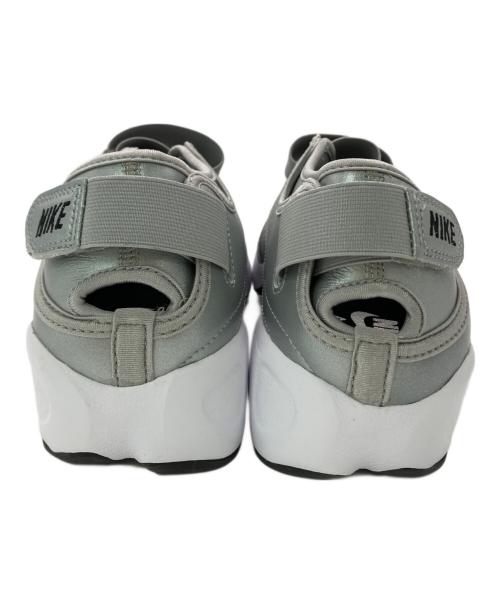 NIKE（ナイキ）NIKE (ナイキ) W`s Air Rift(ウィメンズ エア リフト) シルバー サイズ:US12の古着・服飾アイテム