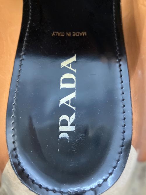 PRADA（プラダ）PRADA (プラダ) シャークソールシューズ ブラック サイズ:SIZE 35 1/2の古着・服飾アイテム