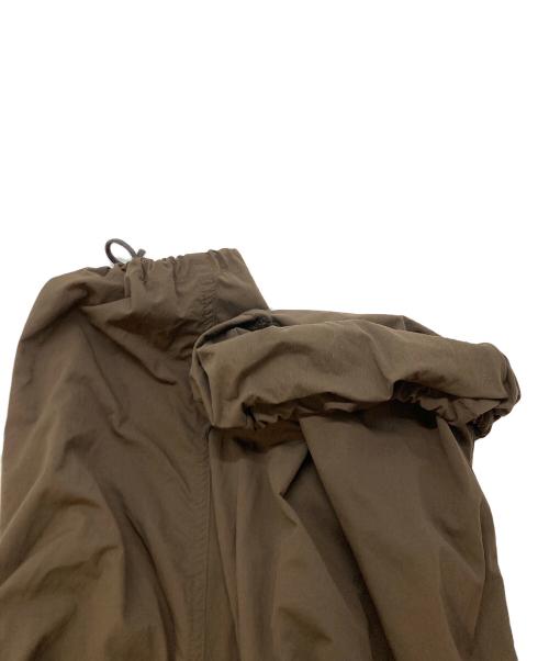 THE SHISHIKUI（シシクイ）THE SHISHIKUI (シシクイ) PARACHUTE PANTS ブラウン サイズ:SIZE Mの古着・服飾アイテム