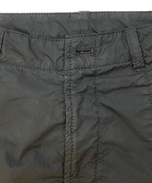 ISSEY MIYAKE MEN（イッセイミヤケメン）ISSEY MIYAKE MEN (イッセイミヤケメン) ナイロンパンツ　ME21FF125 ブラック サイズ:SIZE2の古着・服飾アイテム