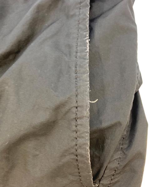 ISSEY MIYAKE MEN（イッセイミヤケメン）ISSEY MIYAKE MEN (イッセイミヤケメン) ナイロンパンツ　ME21FF125 ブラック サイズ:SIZE2の古着・服飾アイテム