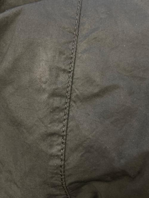 ISSEY MIYAKE MEN（イッセイミヤケメン）ISSEY MIYAKE MEN (イッセイミヤケメン) ナイロンパンツ　ME21FF125 ブラック サイズ:SIZE2の古着・服飾アイテム