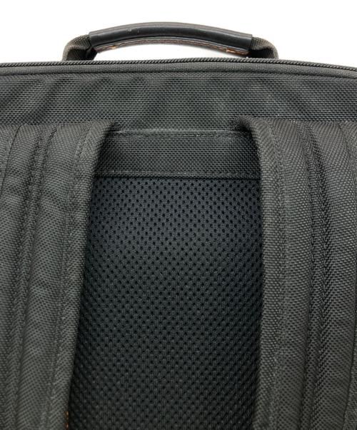 TUMI（トゥミ）TUMI (トゥミ) ベルトナ バッグパック リュック グレー サイズ:実寸サイズをご参照くださいの古着・服飾アイテム