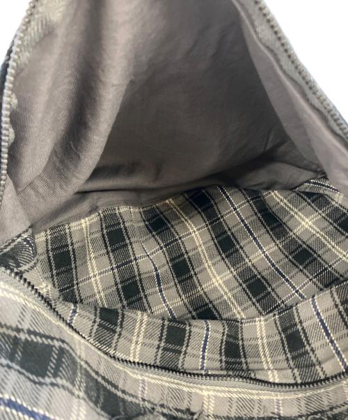 NEIGHBORHOOD（ネイバーフッド）NEIGHBORHOOD (ネイバーフッド) SHIRT/C-LUGGAGE シャツバッグ グレー サイズ:実寸サイズ参照 未使用品の古着・服飾アイテム