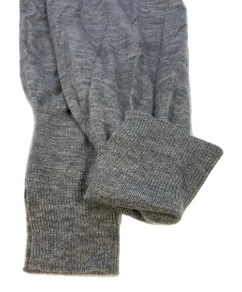 TOMORROWLAND .B（トゥモローランド ビー）TOMORROWLAND .B (トゥモローランド ビー) カシミヤVネックニット グレー サイズ:SIZE Freeの古着・服飾アイテム