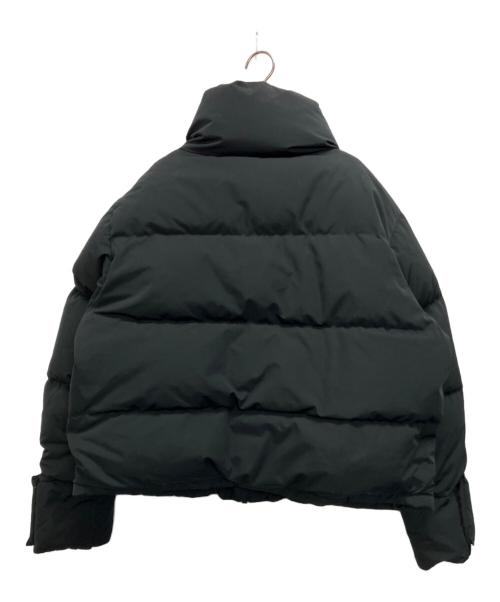entire studios（エンタイアスタジオ）entire studios (エンタイアスタジオ) PFD V2 PUFFER JACKET ES2127 P0028 ブラック サイズ:SIZE Sの古着・服飾アイテム