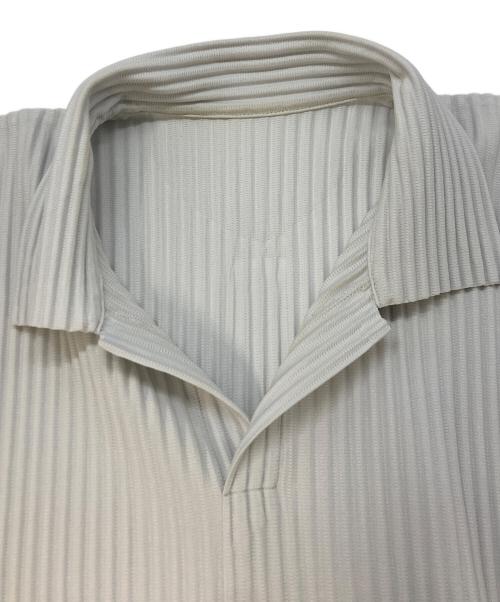 HOMME PLISSE ISSEY MIYAKE（オム プリッセ イッセイ ミヤケ）HOMME PLISSE ISSEY MIYAKE (オム プリッセ イッセイ ミヤケ) プリーツ半袖 ポロシャツ　HP01JM121 ホワイト サイズ:SIZE3の古着・服飾アイテム
