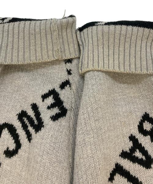 BALENCIAGA（バレンシアガ）BALENCIAGA (バレンシアガ) オールオーバーロゴニット　576307 グレー サイズ:SIZE Lの古着・服飾アイテム