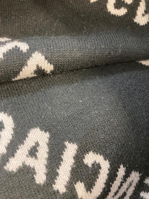 BALENCIAGA（バレンシアガ）BALENCIAGA (バレンシアガ) オールオーバーロゴニット　576307 グレー サイズ:SIZE Lの古着・服飾アイテム