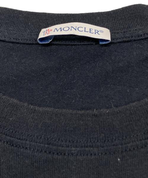 MONCLER（モンクレール）MONCLER (モンクレール) FRAGMENT DESIGN (フラグメントデザイン) Lewis Leathers (ルイスレザース) MAGLIA T-S　G209U800007 8392B ブラック サイズ:SIZE Mの古着・服飾アイテム