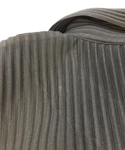 HOMME PLISSE ISSEY MIYAKE（オム プリッセ イッセイ ミヤケ）HOMME PLISSE ISSEY MIYAKE (オム プリッセ イッセイ ミヤケ) プリーツコーチジャケット ブラック サイズ:SIZE 3の古着・服飾アイテム