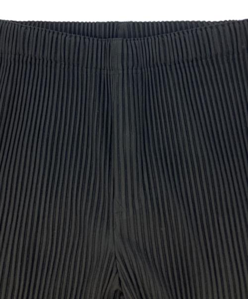 HOMME PLISSE ISSEY MIYAKE（オム プリッセ イッセイ ミヤケ）HOMME PLISSE ISSEY MIYAKE (オム プリッセ イッセイ ミヤケ) プリーツイージーパンツ ブラック サイズ:SIZE 2の古着・服飾アイテム