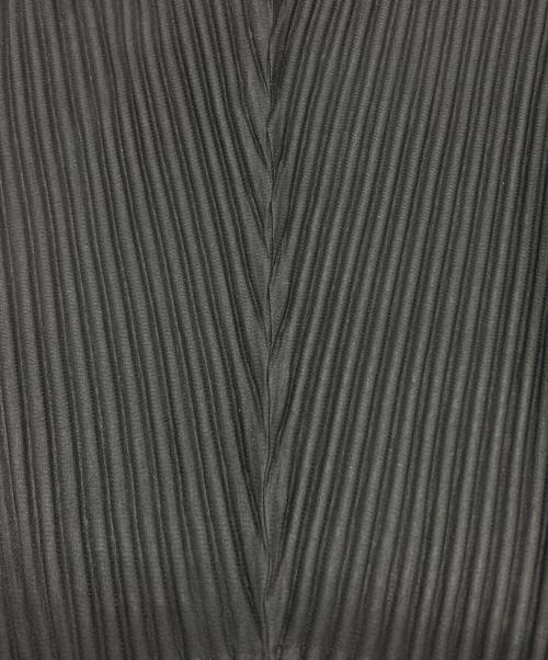 HOMME PLISSE ISSEY MIYAKE（オム プリッセ イッセイ ミヤケ）HOMME PLISSE ISSEY MIYAKE (オム プリッセ イッセイ ミヤケ) CARGO PANTS HP31JF175 ブラック サイズ:SIZE2の古着・服飾アイテム