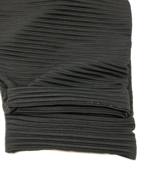 HOMME PLISSE ISSEY MIYAKE（オム プリッセ イッセイ ミヤケ）HOMME PLISSE ISSEY MIYAKE (オム プリッセ イッセイ ミヤケ) FLIPバックビッグポケットシャツ HP31JJ172 ブラック サイズ:SIZE3の古着・服飾アイテム