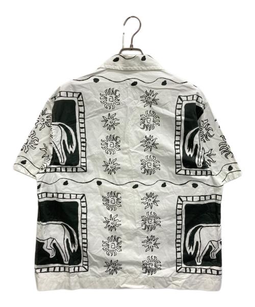 jacquemus（ジャックムス）JACQUEMUS (ジャックムス) La chemise Jean/プリントボーリングシャツ ホワイト×ブラック サイズ:SIZE 46の古着・服飾アイテム