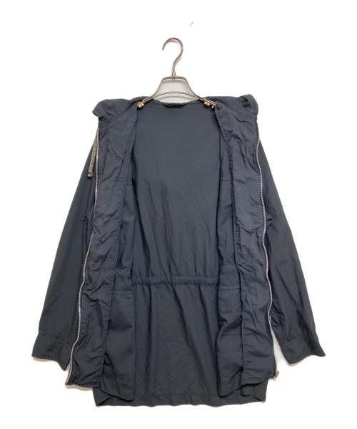 COMME des GARCONS HOMME DEUX（コムデギャルソン オム ドゥ）COMME des GARCONS HOMME DEUX (コムデギャルソン オム ドゥ) 製品染ポリエステルブロードミリタリーパーカー　DQ-B044 グレー サイズ:SIZE Sの古着・服飾アイテム