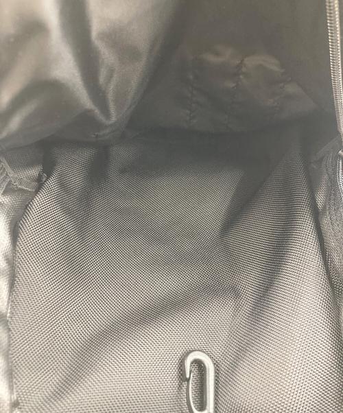 New Era（ニューエラ）New Era (ニューエラ) YOHJI YAMAMOTO (ヨウジヤマモト) Carrier Pack HY-I20-620-1A3 ブラック サイズ:実寸サイズをご参照下さい。の古着・服飾アイテム