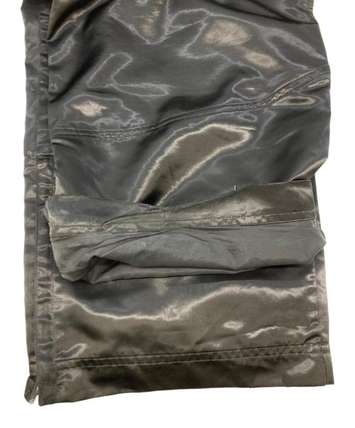 SUPREME（シュプリーム）Supreme (シュプリーム) Satin Track Pant ブラック サイズ:SIZE Mの古着・服飾アイテム