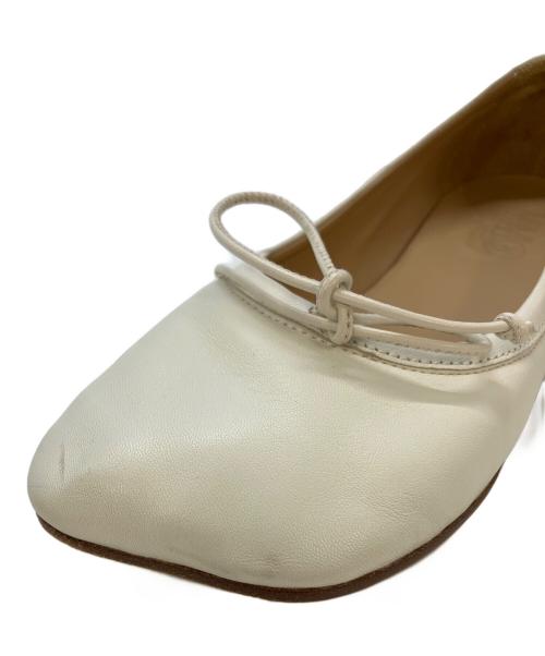 MM6 Maison Margiela（エムエムシックスメゾンマルジェラ）MM6 Maison Margiela (エムエムシックスメゾンマルジェラ) BALLET SHOE ホワイト サイズ:SIZE36の古着・服飾アイテム