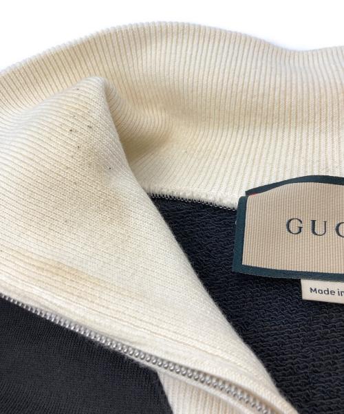 GUCCI（グッチ）GUCCI (グッチ) インターロッキングGロゴ刺繍クォータージップスウェット 727929 XJE84 グレー サイズ:SIZE Lの古着・服飾アイテム