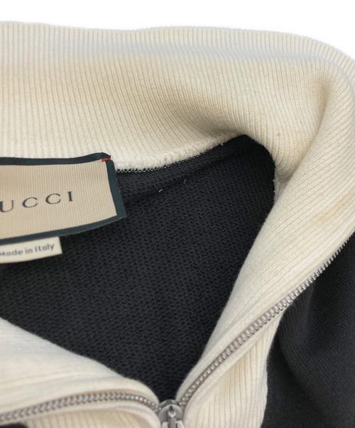 GUCCI（グッチ）GUCCI (グッチ) インターロッキングGロゴ刺繍クォータージップスウェット 727929 XJE84 グレー サイズ:SIZE Lの古着・服飾アイテム