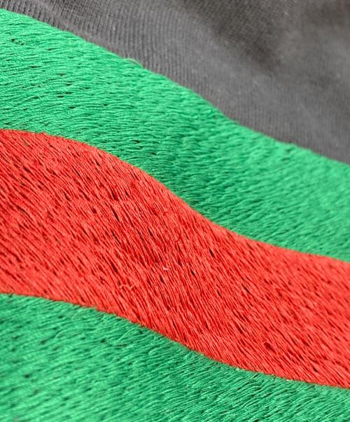 GUCCI（グッチ）GUCCI (グッチ) インターロッキングGロゴ刺繍クォータージップスウェット 727929 XJE84 グレー サイズ:SIZE Lの古着・服飾アイテム