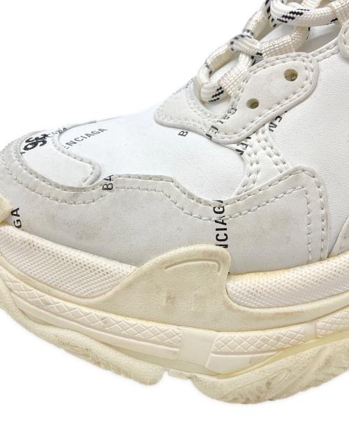 BALENCIAGA（バレンシアガ）BALENCIAGA (バレンシアガ) Triple S Sneaker All over Logo/トリプルSスニーカー サイズ:USA 6の古着・服飾アイテム